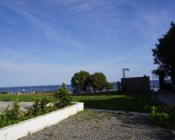Nicholas Waves Beach Studios