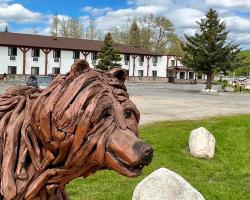 Beartooth Hideaway Inn & Cabins