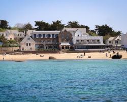 Logis Hôtel Saint Guirec Et De La Plage