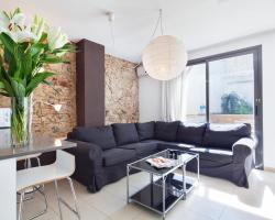 Inside Barcelona Apartments Sants