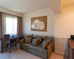 Mariette Rhodes Urban Suites