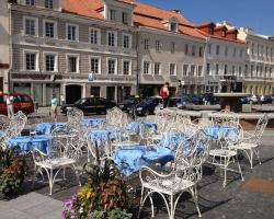 Spot Inn Old Town Apartment