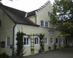 Guest House Schloß Tunzenberg