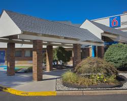 Motel 6-Piscataway, NJ