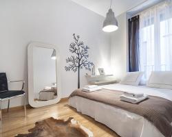 Friendly Rentals Apartamentos Palacio Real