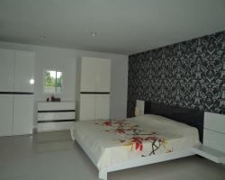 1 Bedroom Near Wong Amat Beach for Rent 103