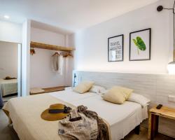 Apartamentos Es Pujols - Emar Hotels