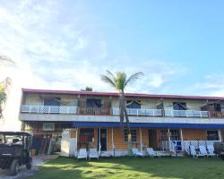 Yellow Moon Guesthouse & Apartments