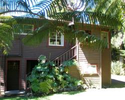 Volcano Country Cottages (Ages 18 years and above)