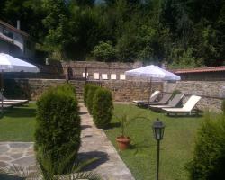 Къщата - Къща за Гости 