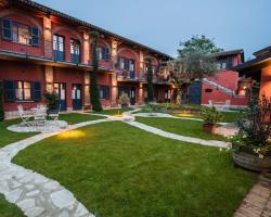 Le Serre Suites & Apartments