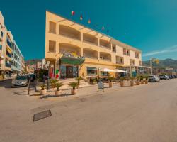 Hotel Riva Del Sole