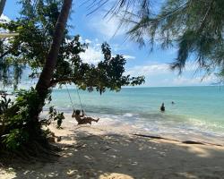 Secret Beach Bungalows