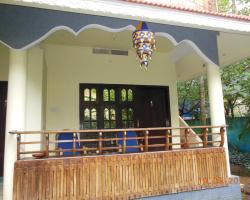 Cliff Lounge Guesthouse with Ayurvedic Centre