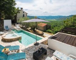 Beautiful Home In Cotici With Jacuzzi, Outdoor Swimming Pool And Private Swimming Pool