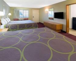 Super 8 by Wyndham Crescent City