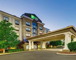 Holiday Inn Express Nashville-Opryland, an IHG Hotel