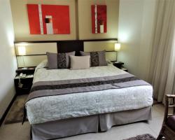 Mondrian Suite Hotel