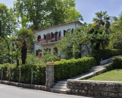 Apartments and rooms with parking space Lovran, Opatija - 2341