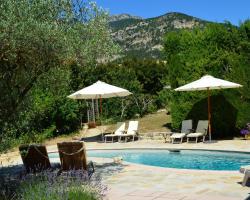 Hameau d'hôtes La Roseraie-Drôme