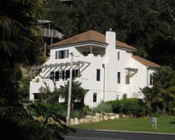 Plantation House Bed & Breakfast