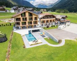 Hotel Tyrol