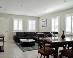 Anaheim Beacon House: 4 Bedroom, 2 Bath, 2 Car garage