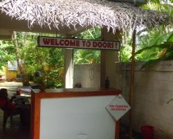Doors guest house & cafe