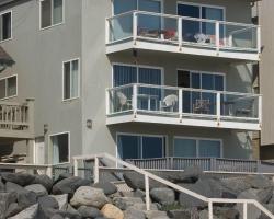 Blue Vacation Rentals - 1123 Oceanside