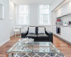 Roomspace Serviced Apartments - Sterling House