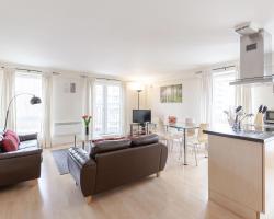 Roomspace Serviced Apartments - Central Walk