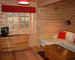 BCC Loch Ness Log Cabins