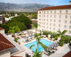 Pasadena Hotel & Pool