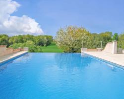 Nice home in Montignac Le Coq with 2 Bedrooms, WiFi and Outdoor swimming pool