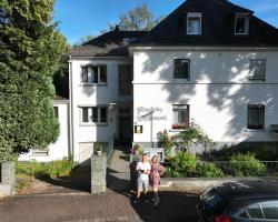 Hotel Pension Wiesenau