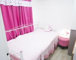 Nanu Guesthouse Pink - Female Only