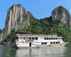 Halong Party Cruises