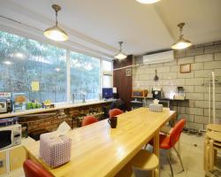 Twin Rabbit Mini Hotel