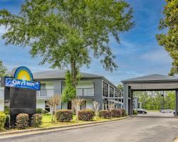 Days Inn by Wyndham Pensacola I-10