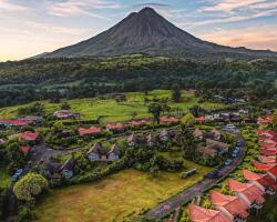 Montaña de Fuego All Inclusive