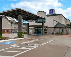 Motel 6-Pharr, TX