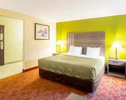 Quality Inn & Suites Milwaukee