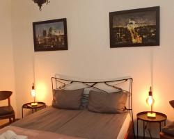 Authentic Belgrade Centre Hostel - Only private rooms