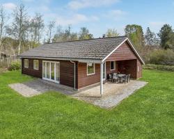 Nice Home In Ebeltoft With Kitchen