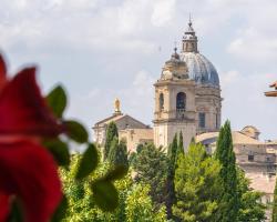 Hotel Mom Assisi