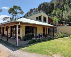 Eastern Reef Cottages