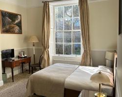 Harveys Guest House
