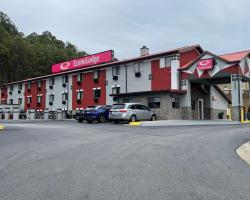 Econo Lodge Cartersville-Emerson Lake Point