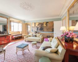 Louvre-Opera private homes by Onefinestay