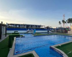 Al-Ashkhara Beach Resort منتجع شاطئ الأشخرة